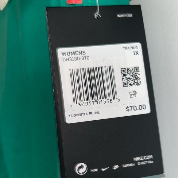 Nike RAINBOW Dry Dri-Fit Green Leggings 1X Womens NWT LGBTQ+ - Picture 4 of 5